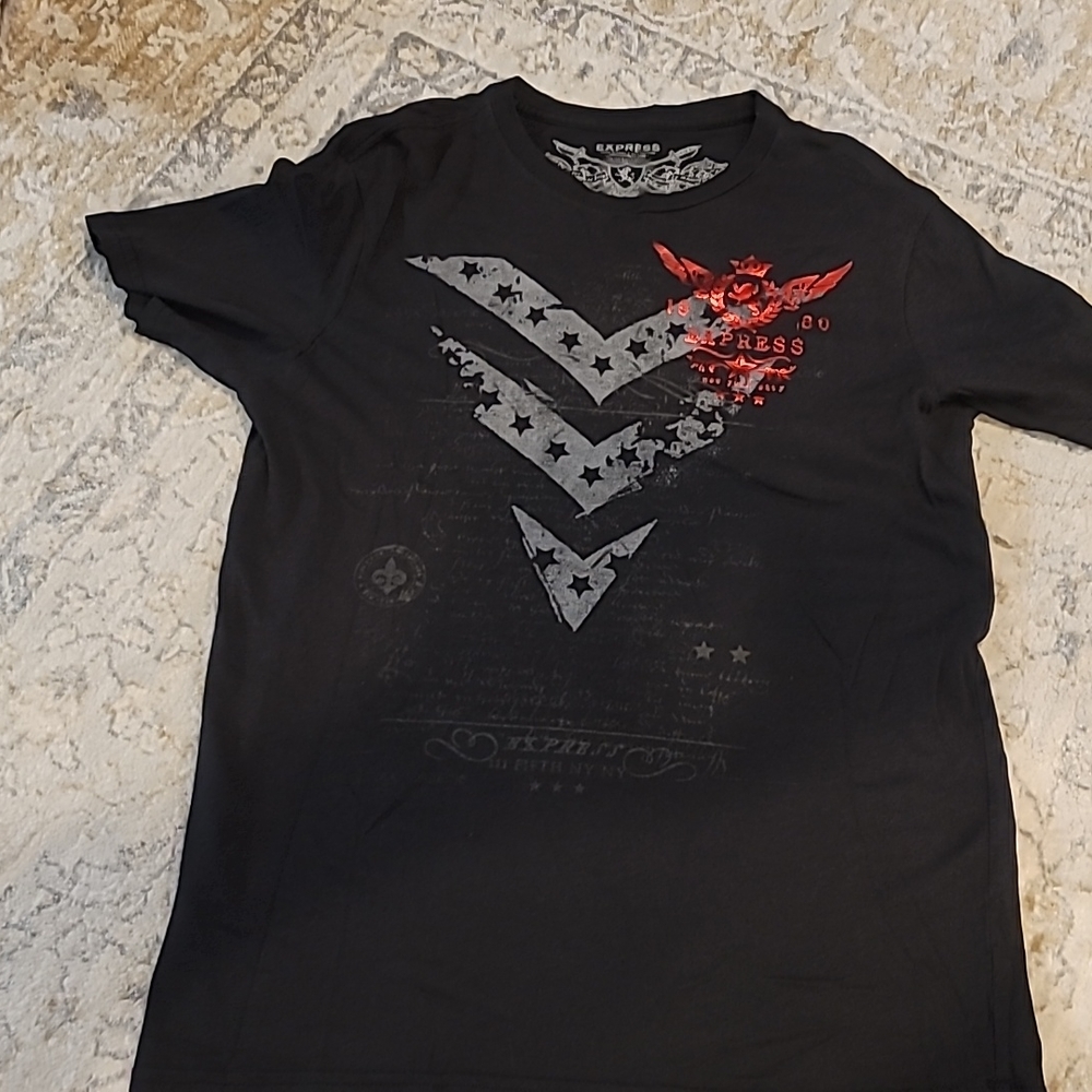 Express t-shirt